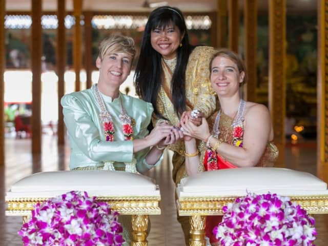 Supparin with Laura and Marie -Thai Monks Wedding Blessing (13)