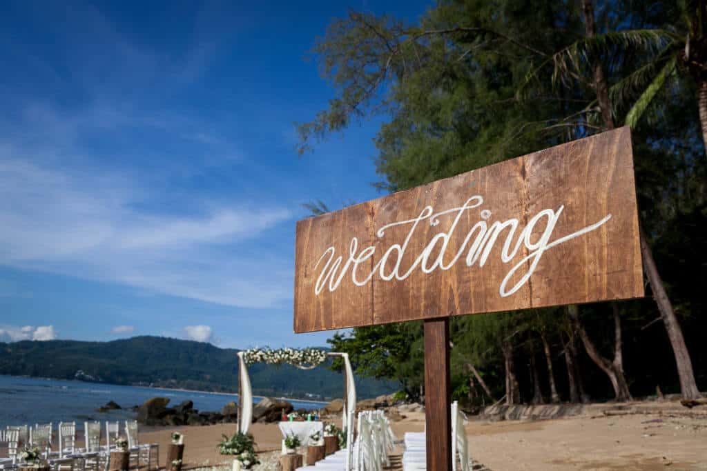 Professional Wedding Planner On The Beach