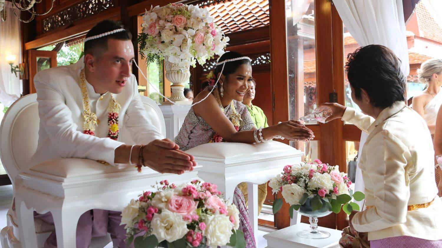 thai-wedding-dress-style-for-women